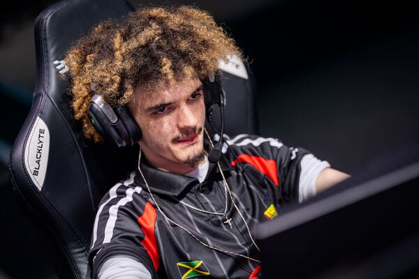 Vital Scrims tweet media