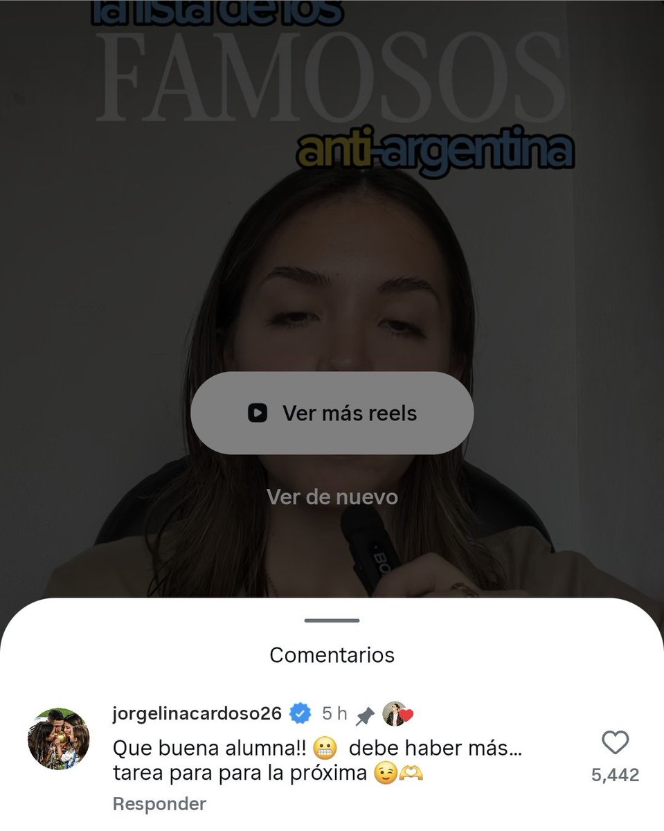 goldtaylivia's tweet photo. el comentario de jorgelina en un video con los famosos anti-argentina 🙏 hemos sido aprobados por la madre superior https://t.co/3lx6Cs22ZP