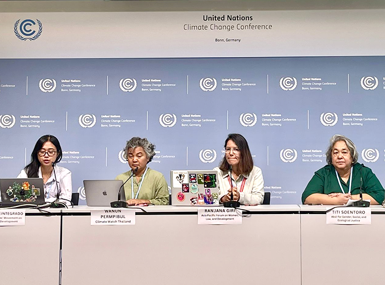 apwld's tweet photo. At #SB64, APWLD joined global movements in three press conferences calling for climate justice rooted in women’s human rights—not corporate profit.
🚫 Reject Blue Economy &amp; Marine Geoengineering
⚠️ Demand Just and Equitable Transition
🌐 Demand Climate Justice &amp; Systemic Change https://t.co/FA4pgiIEGF