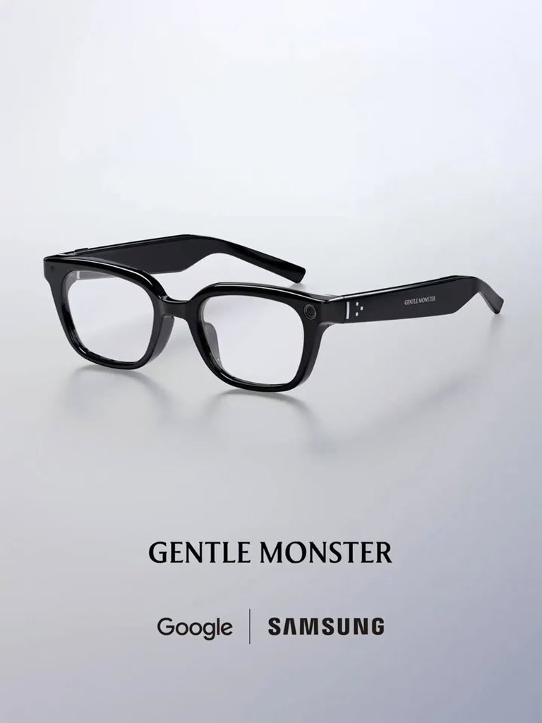 Prudence_bonga's tweet photo. Style meets intelligence. 👓
@SamsungMobileSA’s collaboration with @_GentleMonster_ and @Google is reimagining intelligent eyewear with iconic design and AI experiences made for everyday life. I love seeing innovation take this direction. 🔥

#GalaxyUnpacked #GalaxyAI #Ad https://t.co/dcbDXR8Epi