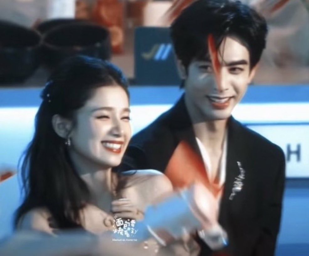 fatedlyx's tweet photo. they’re the definition of a visual couple https://t.co/Re3pfm7Bxm