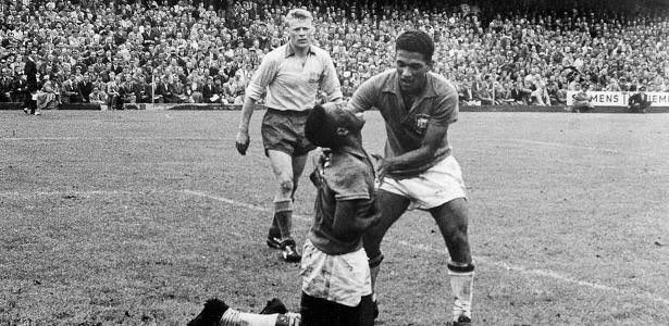 mauriciostycer's tweet photo. Brasil, campeão do mundo, 1958, foto espetacular de Luís Carlos Barreto (1928-2026). Barretão foi fotógrafo de O Cruzeiro antes de se tornar um dos maiores produtores do cinema brasileiro. https://t.co/6r2IQ7TQIT