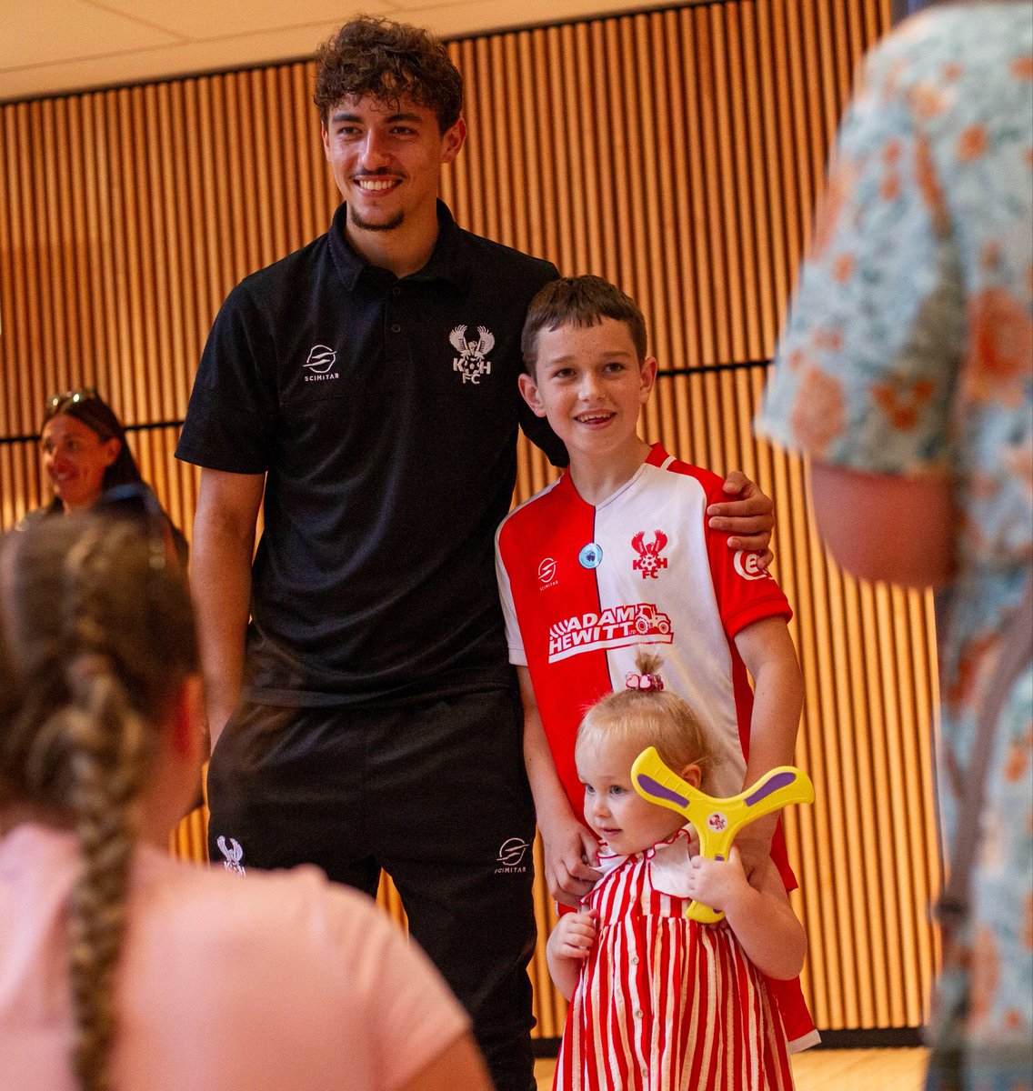 khfcofficial's tweet photo. Town Hall Takeover complete 🫡 

Over 400 of you came to see us today at @Kiddy_Town_Hall, and wow, what an atmosphere it was!

Lots of selfies taken, shirts bought, vouchers picked up and competitions entered. Thank you ❤️

#Harriers 🦅 https://t.co/xuKM3sQnKH