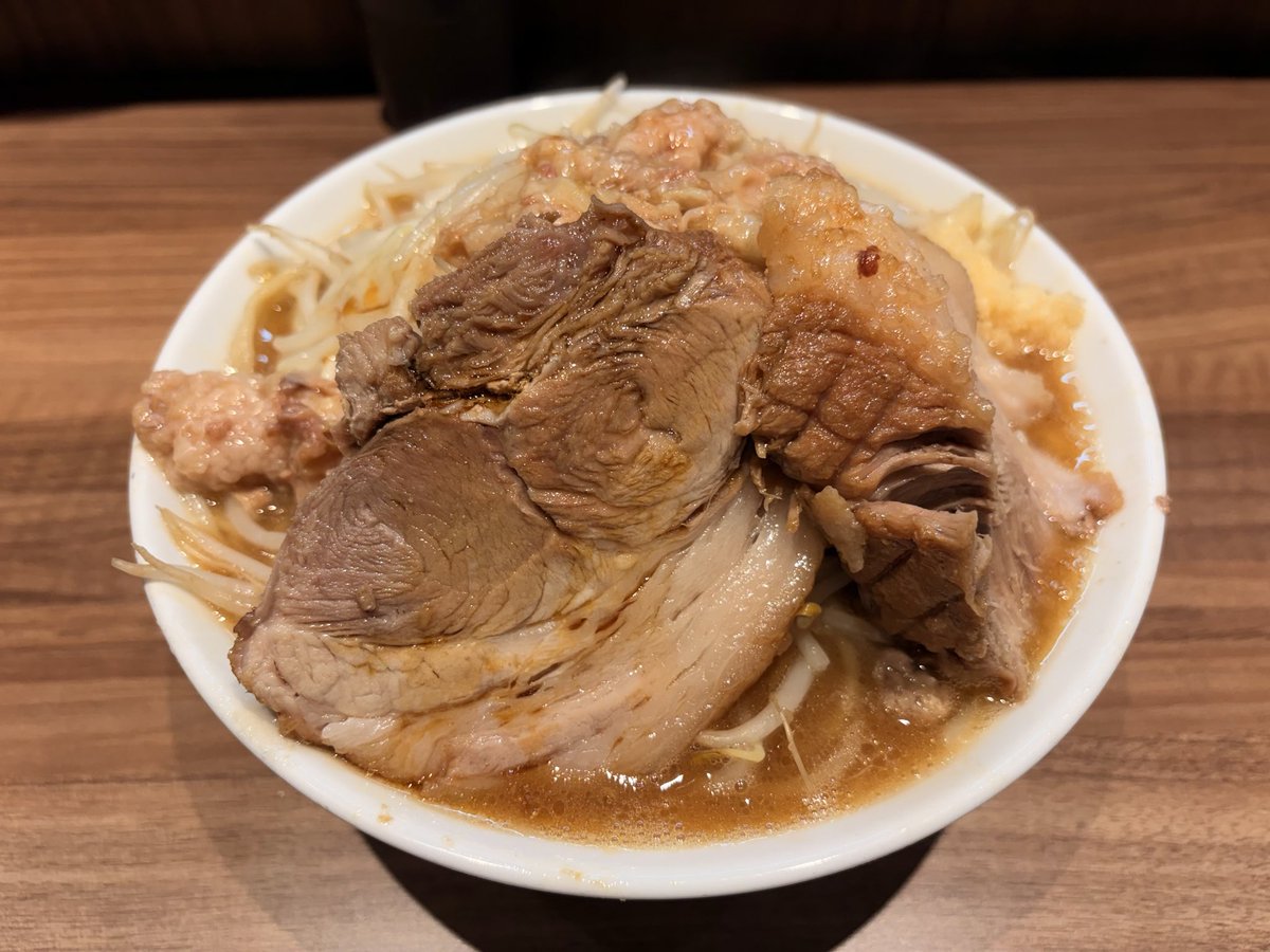 Stern3210's tweet photo. どん https://t.co/0gOZlQrra0