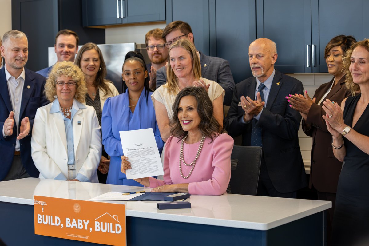 Gretchen Whitmer tweet media