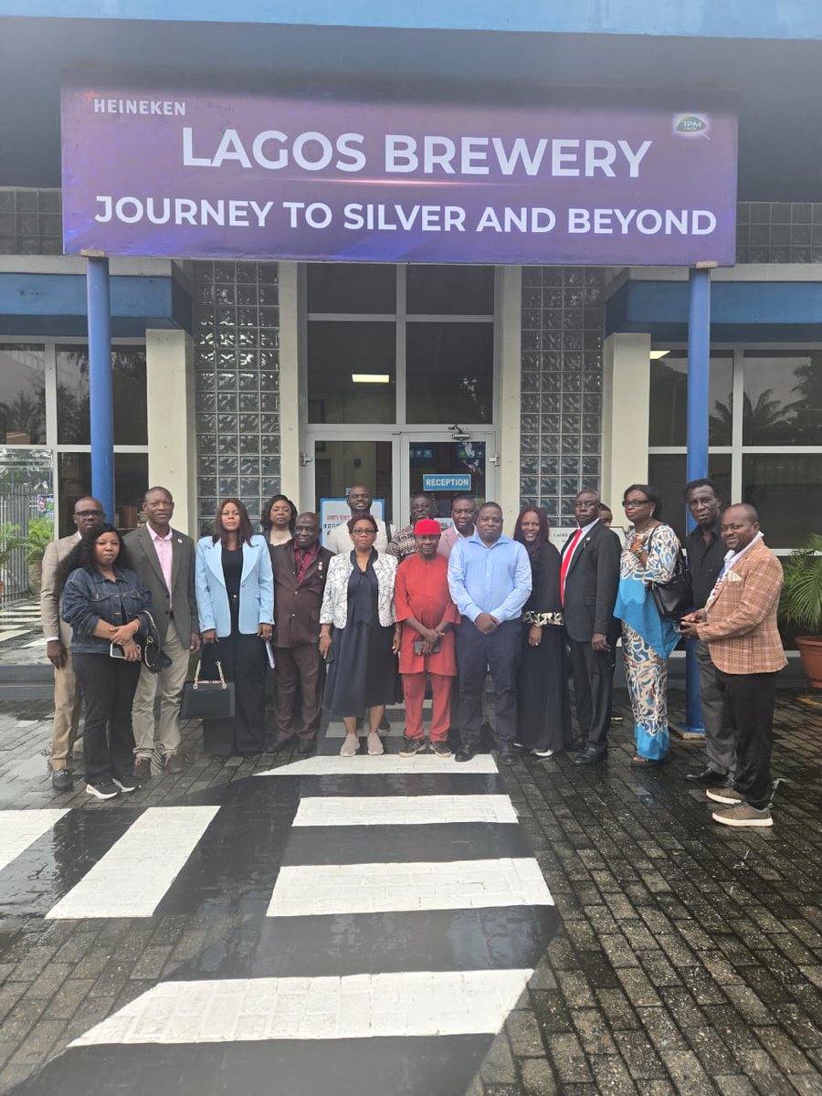 ULBSng's tweet photo. https://t.co/pHpXAIxnb2
NIMASA and the University of Lagos Business School are exploring new frontiers of collaboration in maritime research, innovation, digitalisation, and capacity development—driving solutions that will strengthen Nigeria’s maritime and logistics sector. https://t.co/Ei9gQryLMh