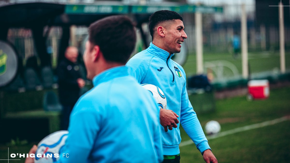 OHigginsoficial's tweet photo. 💪🏻 🇧🇼 ¡𝐏𝐫𝐞𝐩𝐚𝐫𝐚𝐝𝐨𝐬 𝐲 𝐜𝐨𝐧 𝐥𝐚 𝐞𝐧𝐞𝐫𝐠𝛊́𝐚 𝐚𝐥 𝐦𝐚́𝐱𝐢𝐦𝐨 𝐩𝐚𝐫𝐚 𝐝𝐞𝐣𝐚𝐫 𝐭𝐨𝐝𝐨 𝐦𝐚𝐧̃𝐚𝐧𝐚 𝐞𝐧 𝐋𝐚 𝐁𝐨𝐦𝐛𝐨𝐧𝐞𝐫𝐚! 👊🏻🔰

#VamosLaCeleste 🇧🇼 https://t.co/byXEINQnMT