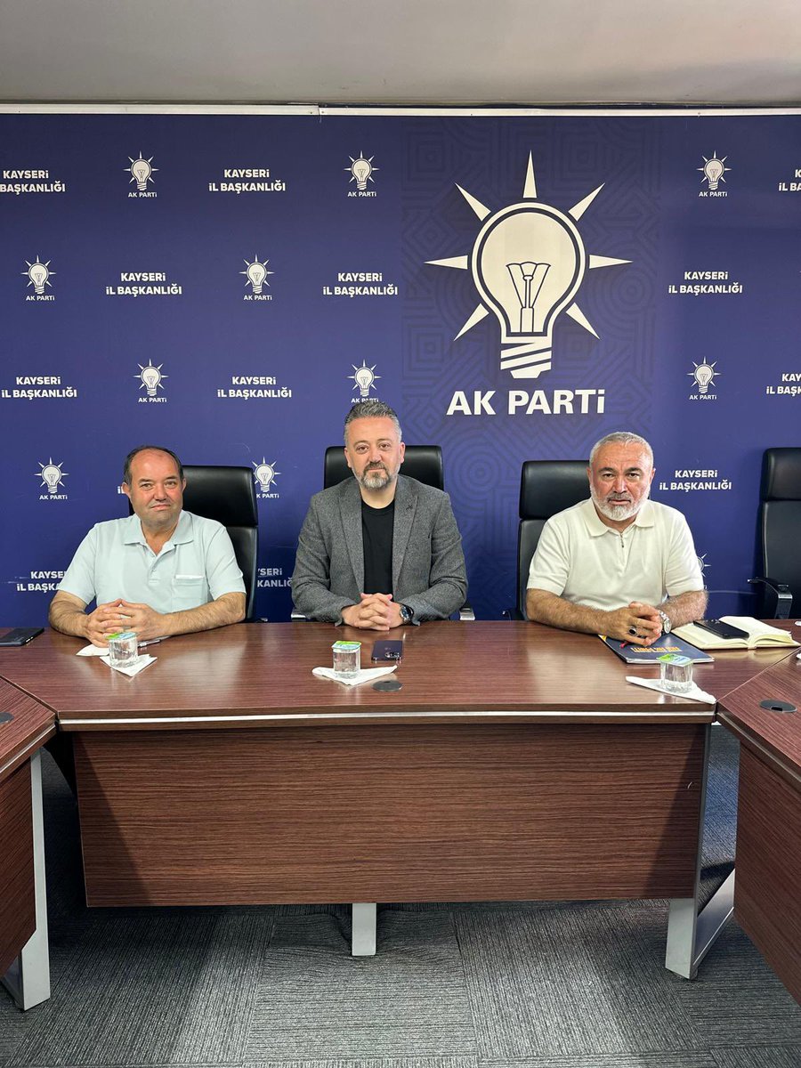 SelcukMelekogl1's tweet photo. Haftalık olağan yönetim kurulu toplantımızı gerçekleştirdik. https://t.co/3zbyWxPlZ2