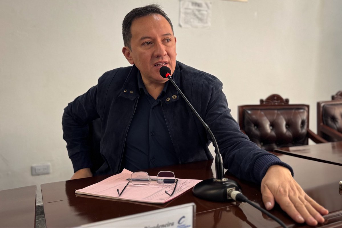 OFConcejoPasto's tweet photo. 📍“Considero que no es falta de planeacion sino que las condiciones cambian en el orden nacional. Recordemos que el Carnaval de antes sufría déficit que hasta el año pasado logramos superar. El presupuesto es poco para el Carnaval de esta magnitud”, Andrés Meneses Rivadeneira. https://t.co/1LXI4l42vZ
