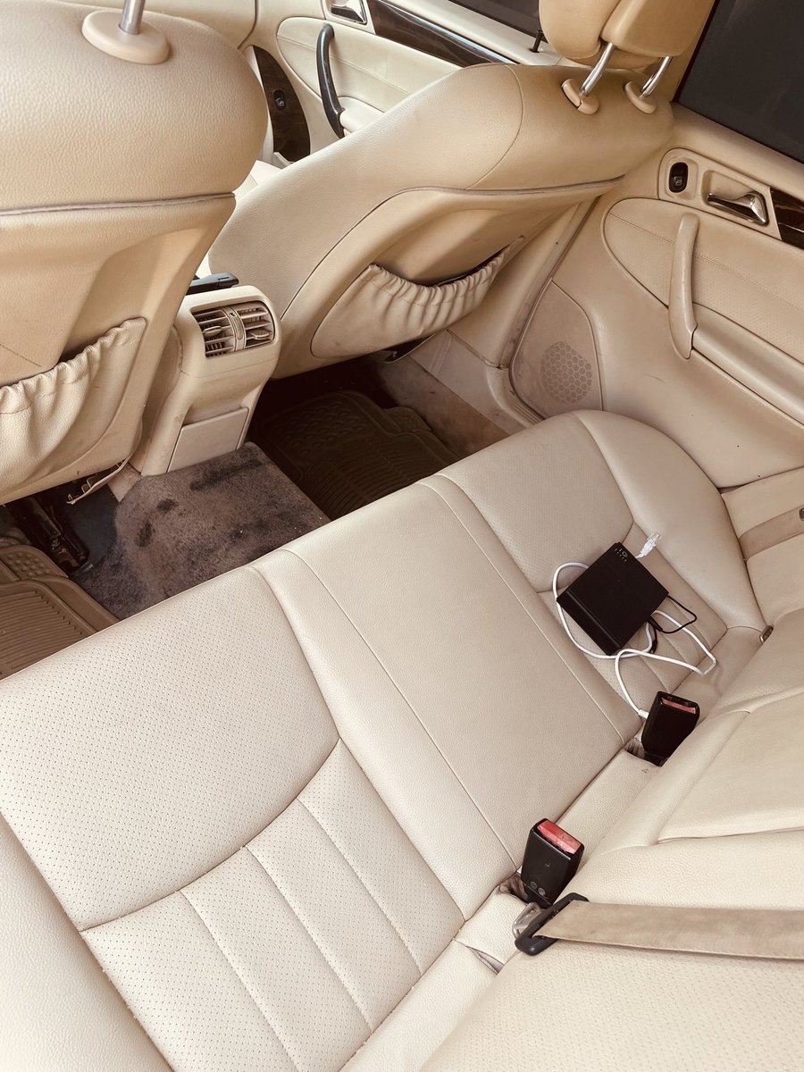 hercolardey1's tweet photo. Mercedes benz c240 4matic 2006 Model going for 3M @Saukicars @aor_autos https://t.co/3QzYEvlDv4