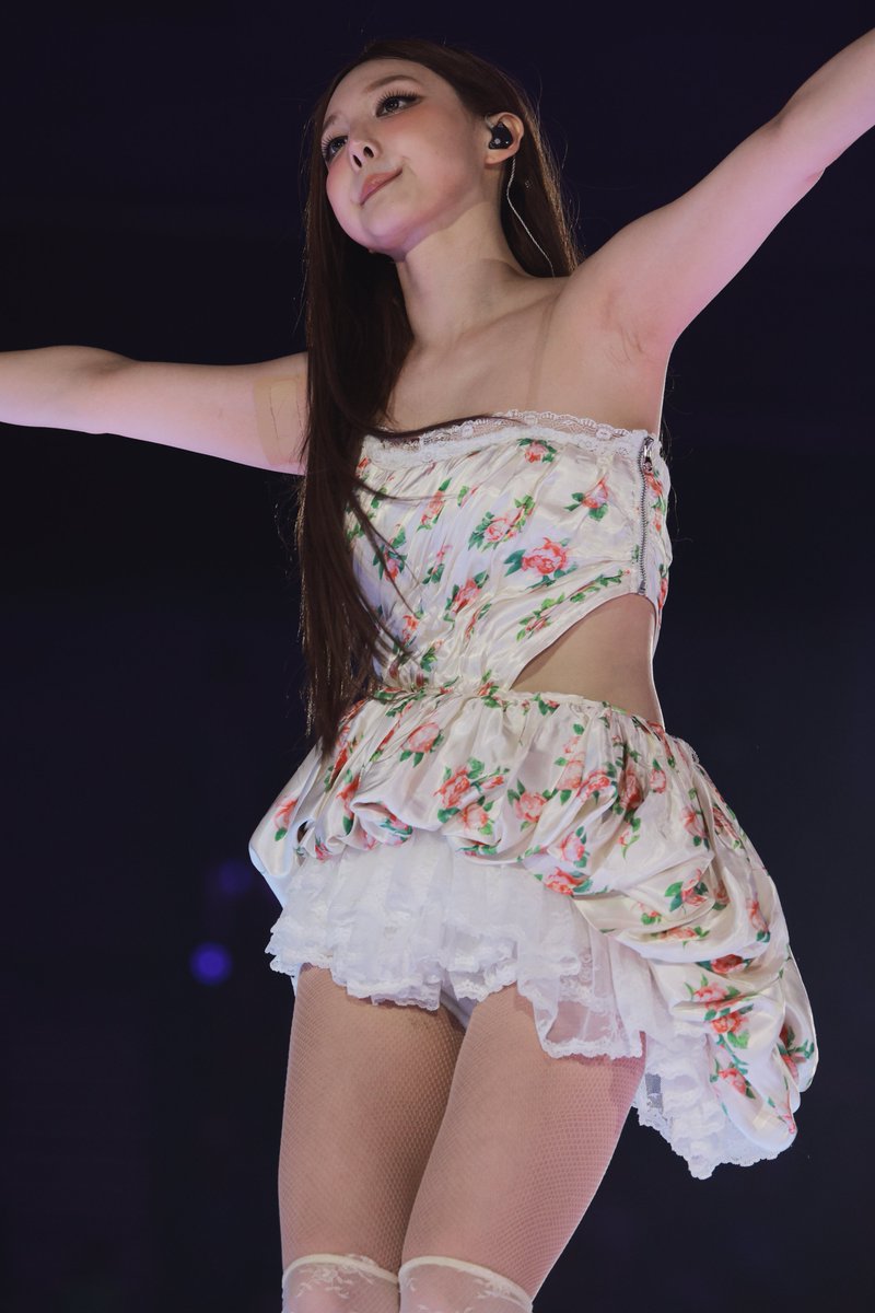 KpopData4_U's tweet photo. 260710 Nayeon | "THIS IS FOR" Finale at KSPO Seoul 

#Nayeon #나연  #TWICE #트와이스 #Kpop https://t.co/Wpdz3V8oJJ