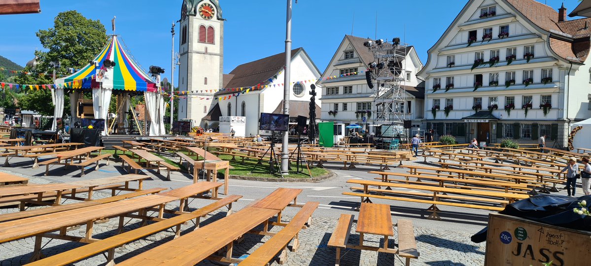 GeorgKegel's tweet photo. Guten Abend meine Lieben
Das war ein schöner Tag. #Appenzellerland. https://t.co/reXWDZMPYi
