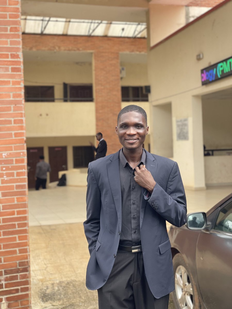LeonardNwogbo1's tweet photo. Check my Corporate fit for Day 3 out now..... Don't play
#virtusfutaclass25
#virtusfybweek
#futaclassxxv
#fybday3
@FutaBro @ThisisFUTAMedia
Rain still dey fall for here, Day 4 photos are still cooking πͺπ³ https://t.co/bpxzpMlzGi