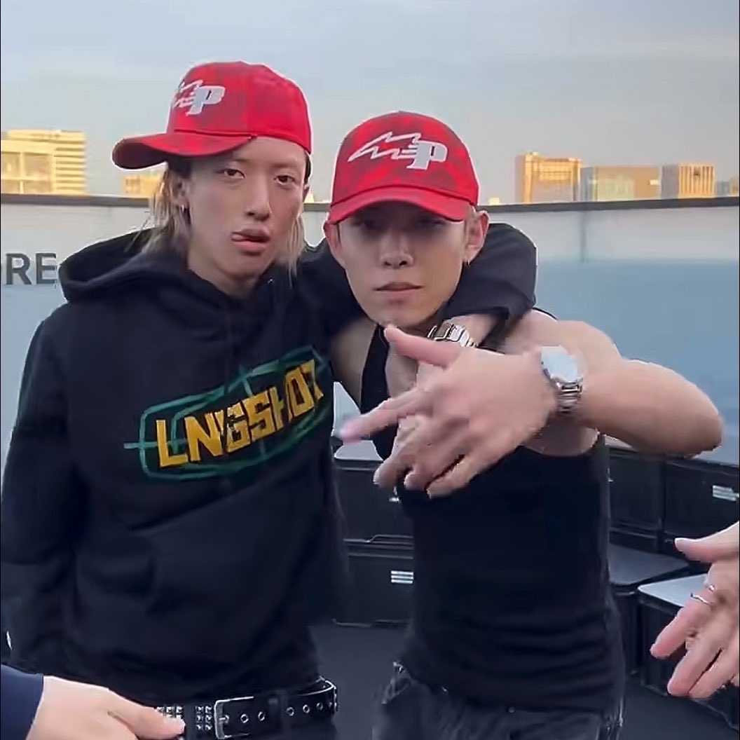 ejehwith_u's tweet photo. 좋으네 ㅋㅋ https://t.co/7xojobWGqm
