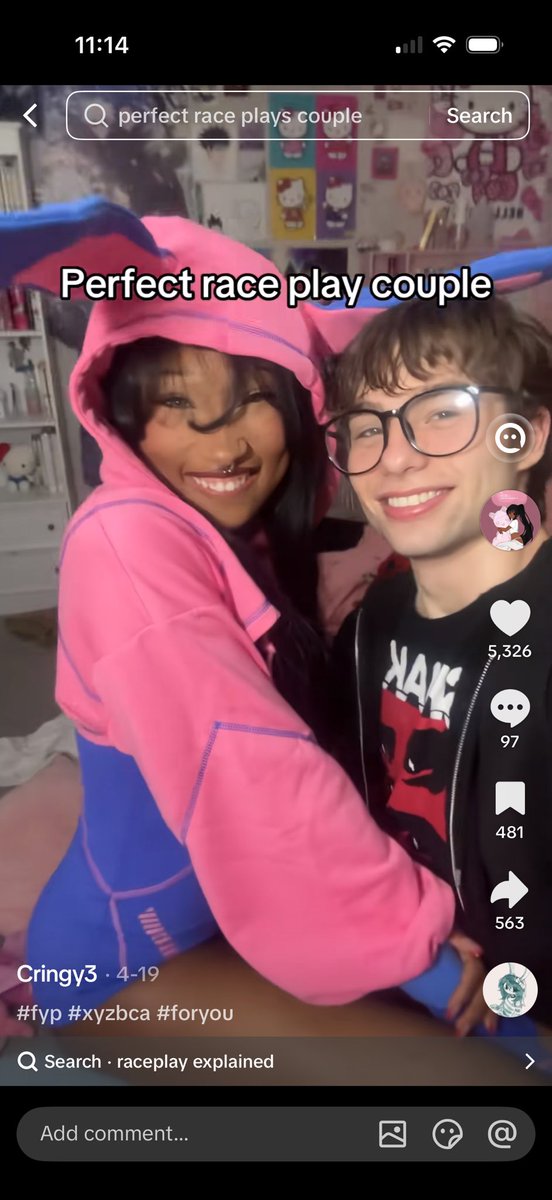 S1uT_LuvR's tweet photo. @thicksexydork Oh… this is weird https://t.co/qboWjaYxg1