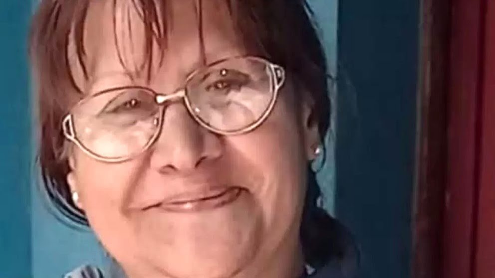 mauroszeta's tweet photo. 🚨 MATÓ A LA MAMÁ A GOLPES Y TAMBIÉN LA SOMETIÓ CON DISTINTOS OBJETOS
- Fue en Catamarca
- La víctima, Norma Tula tenía 61 años. Su hijo fue detenido.
- La víctima tenía heridas hasta en la zona genital. https://t.co/Ax7KDmfZVf