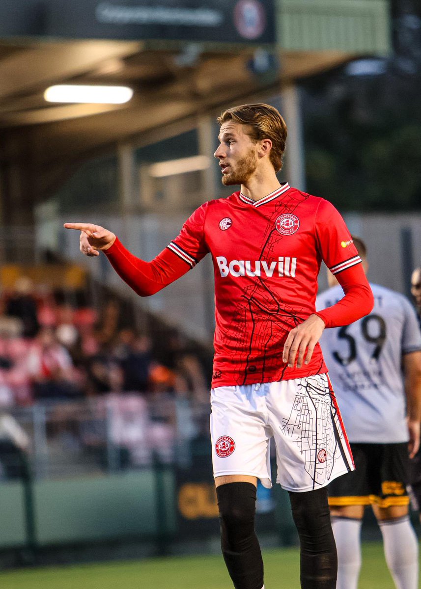 ChathamTownFC's tweet photo. Chats away days are back. 🙌🇾🇪

We’re back in action on Friday night v @TheGillsFC:
🎟️ https://t.co/CoZrCBWdpo

🔴⚪️⚫️ #UpTheChats https://t.co/jpRPiLUGkn