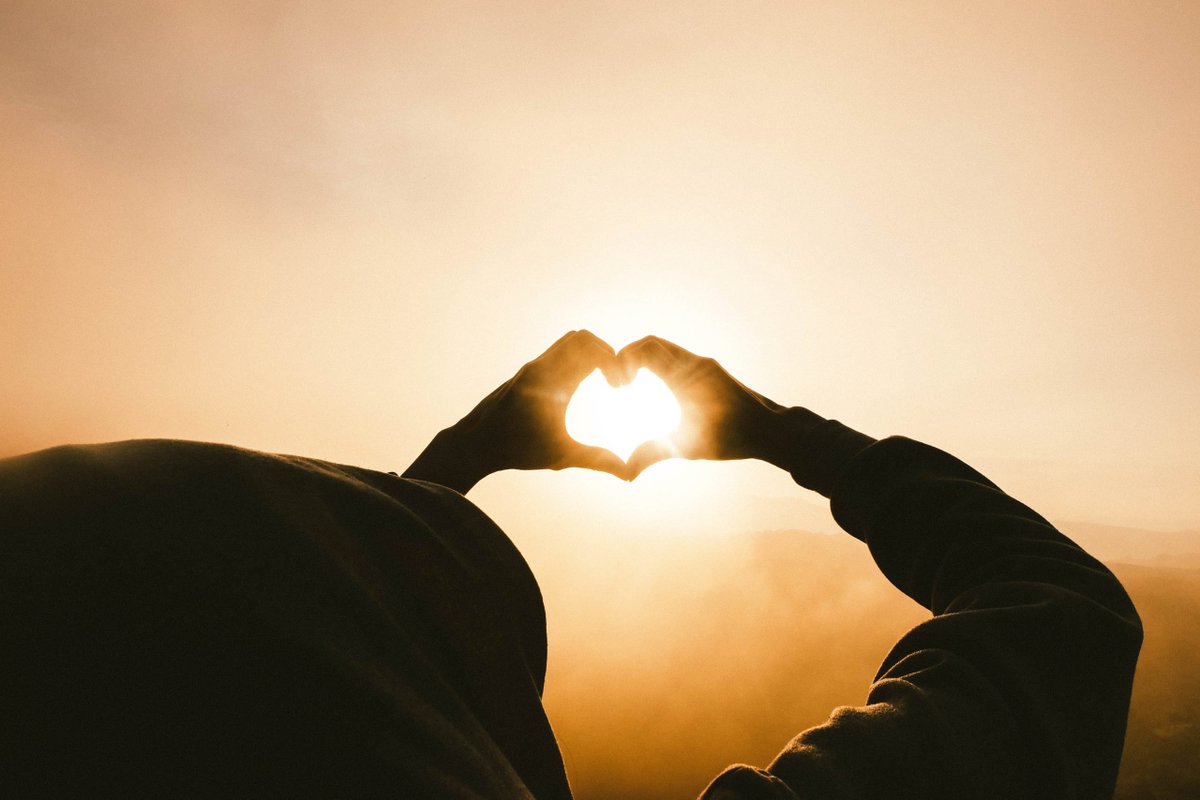 fund_ochotumbao's tweet photo. Los grandes cambios se consiguen gracias a una multitud de pequeños gestos. 🧡

Con solo 1 € al mes puedes formar parte de la familia Ochotumbao en #Teaming.

👀 Únete aquí: https://t.co/LDeghnfAak

#Ochotumbao #Teaming #AyúdanosAAyudar https://t.co/1emWRWIITO