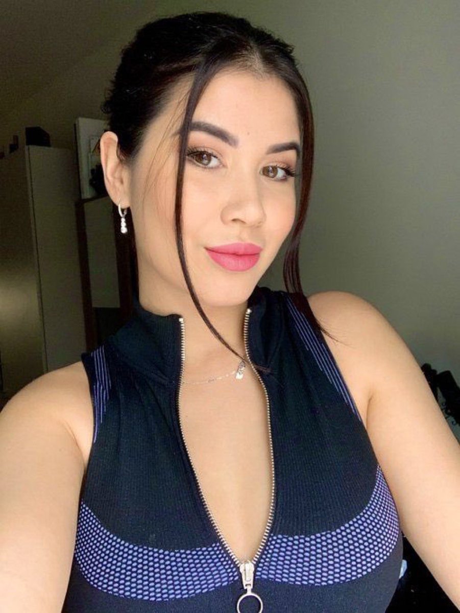 JackBosh22's tweet photo. @JasmineRoy67787 🤤🤤
Jasmine's pussy
I love her n her pussyi will cum🤤 https://t.co/6rqnxO7lQn