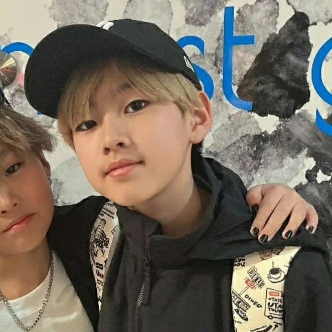 07Sola's tweet photo. 好感组 https://t.co/nhd2hUn0Np