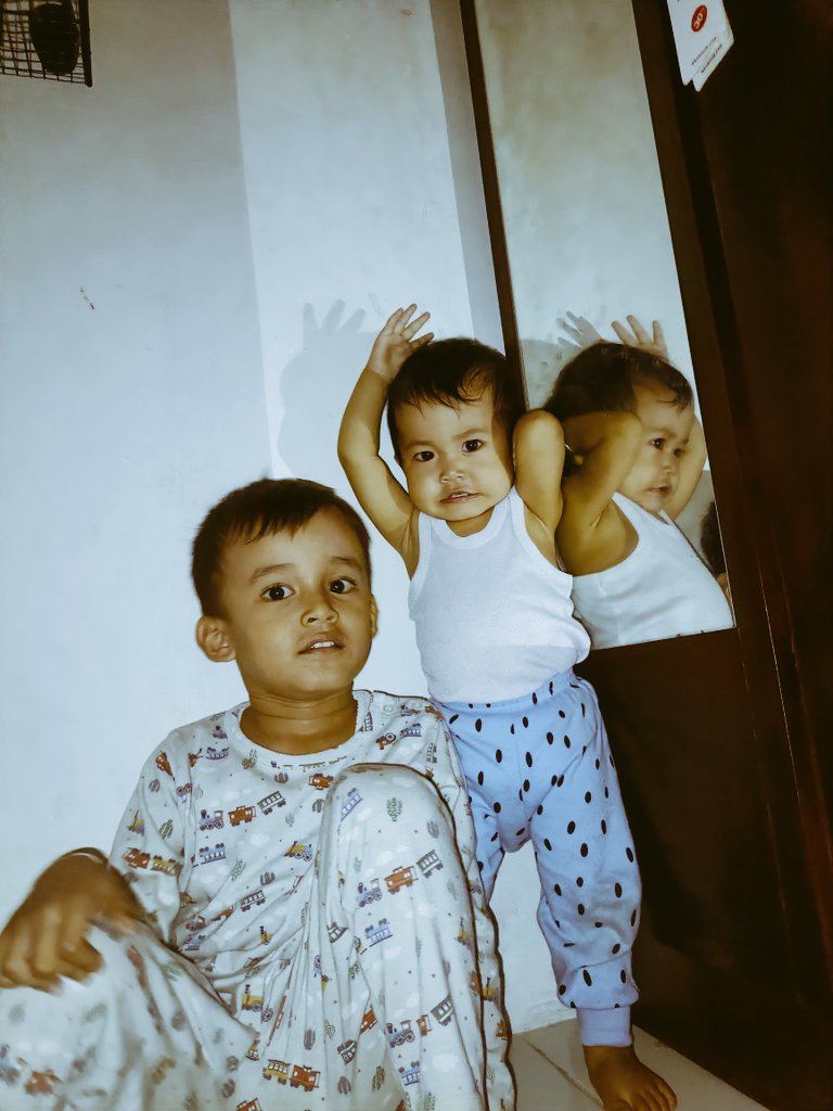 methaamelia1's tweet photo. Sayan mama 🥰😘😍 https://t.co/rXb4OaaqGN