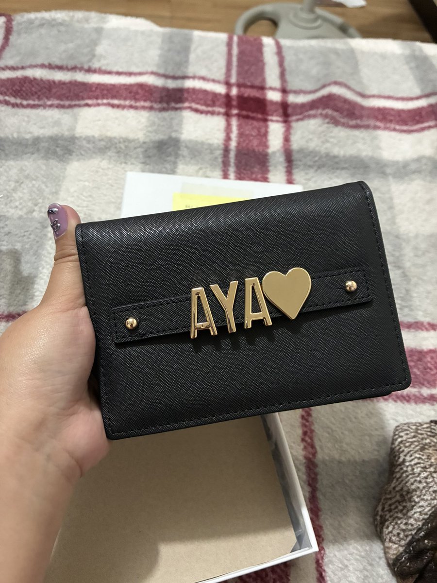 yook_aya's tweet photo. mommy @btobbtob thank you for this 🫶🏻💙🩵 ready na for next year ✈️🛫
and gift to Scarlett Elleyot https://t.co/zgsMaSlBro