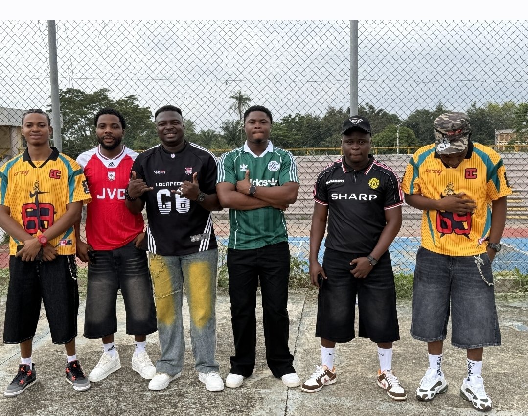 SENATOR_MEDIA_'s tweet photo. FYB DAY THREE
JERSEY DAY. 

#greatife #Fyb https://t.co/vgFbtkvjMZ