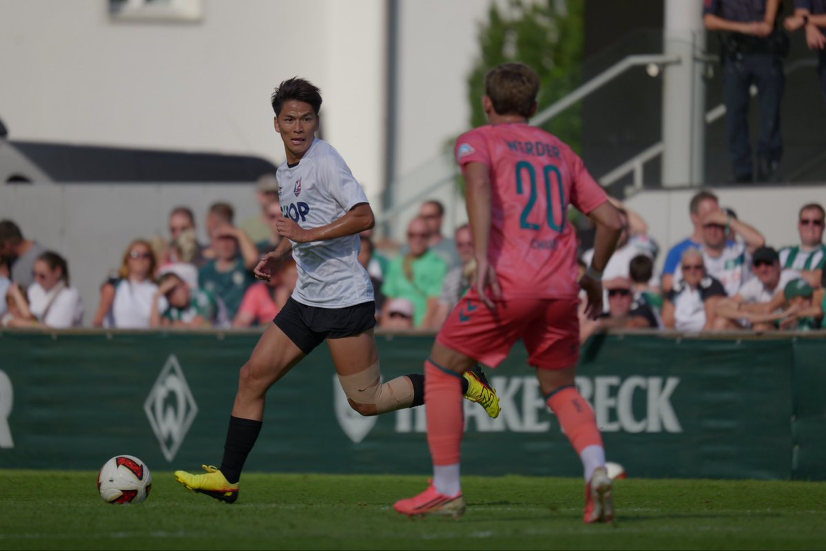 fagiano_koho's tweet photo. 【Austria Camp】

Training match
vs. ヴェルダー・ブレーメン
1本目　0-1

#ファジアーノ岡山 https://t.co/J3cEvvzebQ