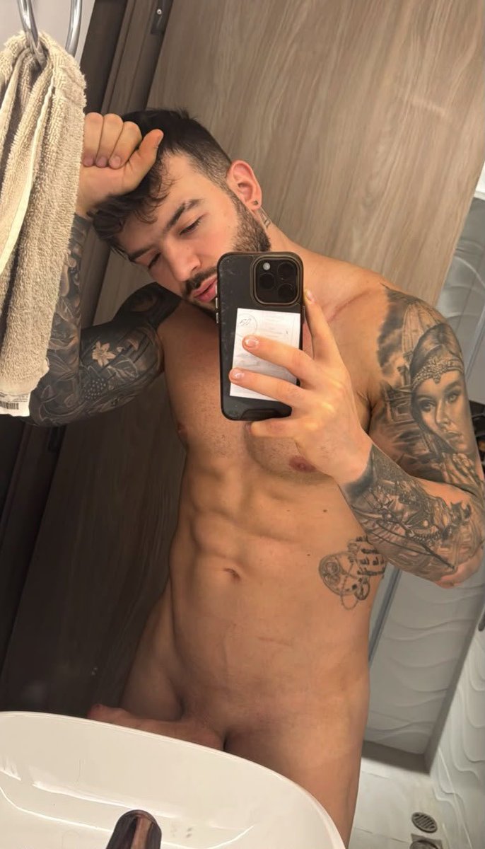 TheOliver_Colt's tweet photo. Good morning! How are you? I woke up with a really hard-on 🍆🔥 https://t.co/JOKKUAuyxi