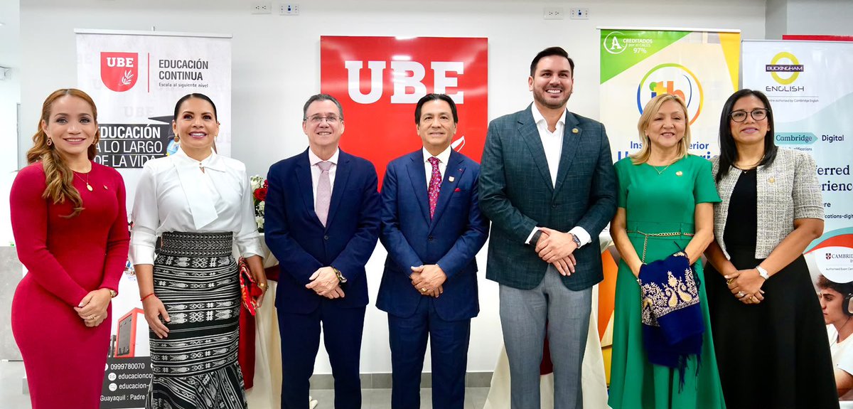 AndresFantoniB's tweet photo. Por eso aplaudo la gestión de la Universidad Bolivariana del Ecuador, que continúa apostando por una educación de calidad y por formar a nuevas generaciones con visión de futuro. https://t.co/lyqQsVlXaV