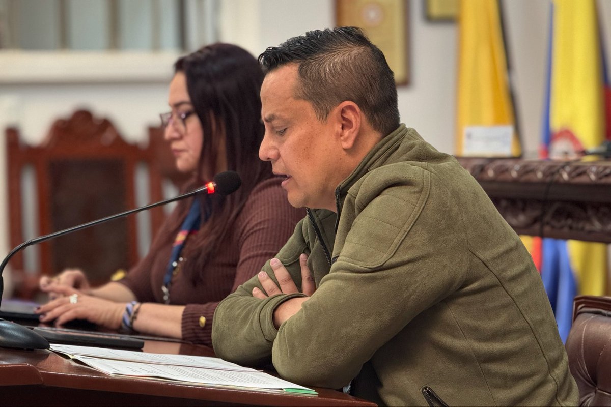 OFConcejoPasto's tweet photo. 📍“El cambio de fechas del Onomástico fue concertado y no por capricho personal. La financiación del Onomástico se apalanca a través de Aguardiente Nariño, pero debemos gestionar mayores recursos ya que tiene un costo superior a 4 mil millones de pesos”, Andrés Jaramillo https://t.co/MB0Chqrzsr
