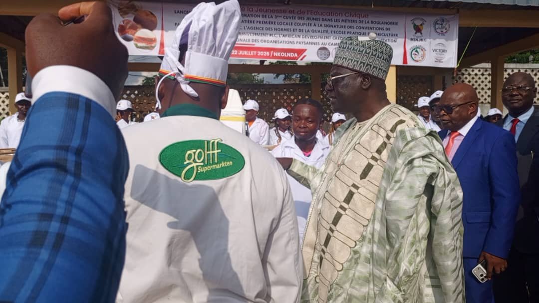 Minjec00237's tweet photo. Le 22 juillet 2026, le Ministre Mounouna Foutsou a présidée le lancement officiel de la troisième promotion de jeunes formés en boulangerie et pâtisserie à base de matières premières locales. A l'auditorium du Centre de référence du PRONEC-REAMORCE  à Nkolnda Yaoundé https://t.co/nNl3bIhveY