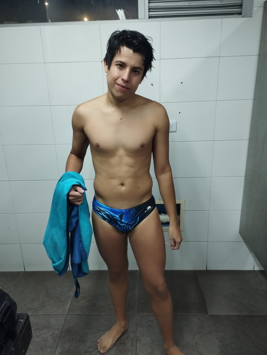 max_and_peter's tweet photo. Today we learned the basics of open water swimming. Without lane lines to guide you, lifting your eyes to sight ahead helps you stay on course in the ocean or a lake. A different challenge, but an exciting one. 🌊🏊‍♂️

#swimlife #swimmer #swimwear #speedo #swimtrunks https://t.co/FYsoVyNgc7