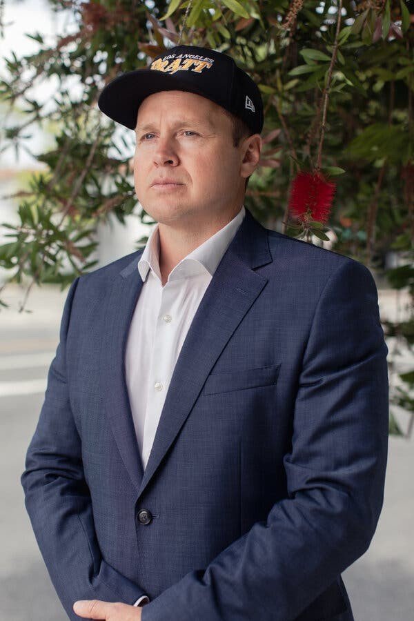 SUBRATA30016572's tweet photo. Who else believe that Spencer Pratt actually won, but the  Democrats stole the election!!? https://t.co/fJBwnnNN19