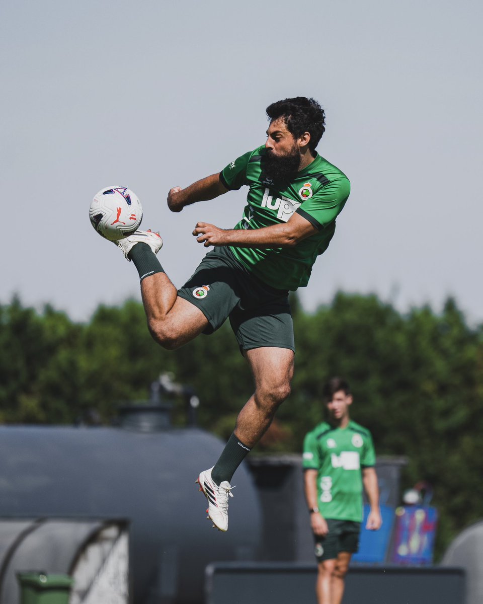 realracingclub's tweet photo. 💚 Todo al verde

#PreseasonLALIGA https://t.co/4KUCSY37hu