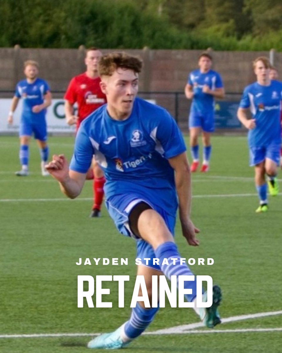 CirenTownFC's tweet photo. 𝐉𝐚𝐲𝐝𝐞𝐧 𝐒𝐭𝐫𝐚𝐭𝐟𝐨𝐫𝐝 𝐑𝐞𝐭𝐮𝐫𝐧𝐬 ✍🏼 

We’re delighted to announce that winger Jayden Stratford will be back for the 2026/27 season. 

A fantastic talent, Jayden has impressed throughout pre-season after his previous campaign was disrupted by injury. Welcome back, Jayden! 

#UpTheCenturions 

🔴⚫️