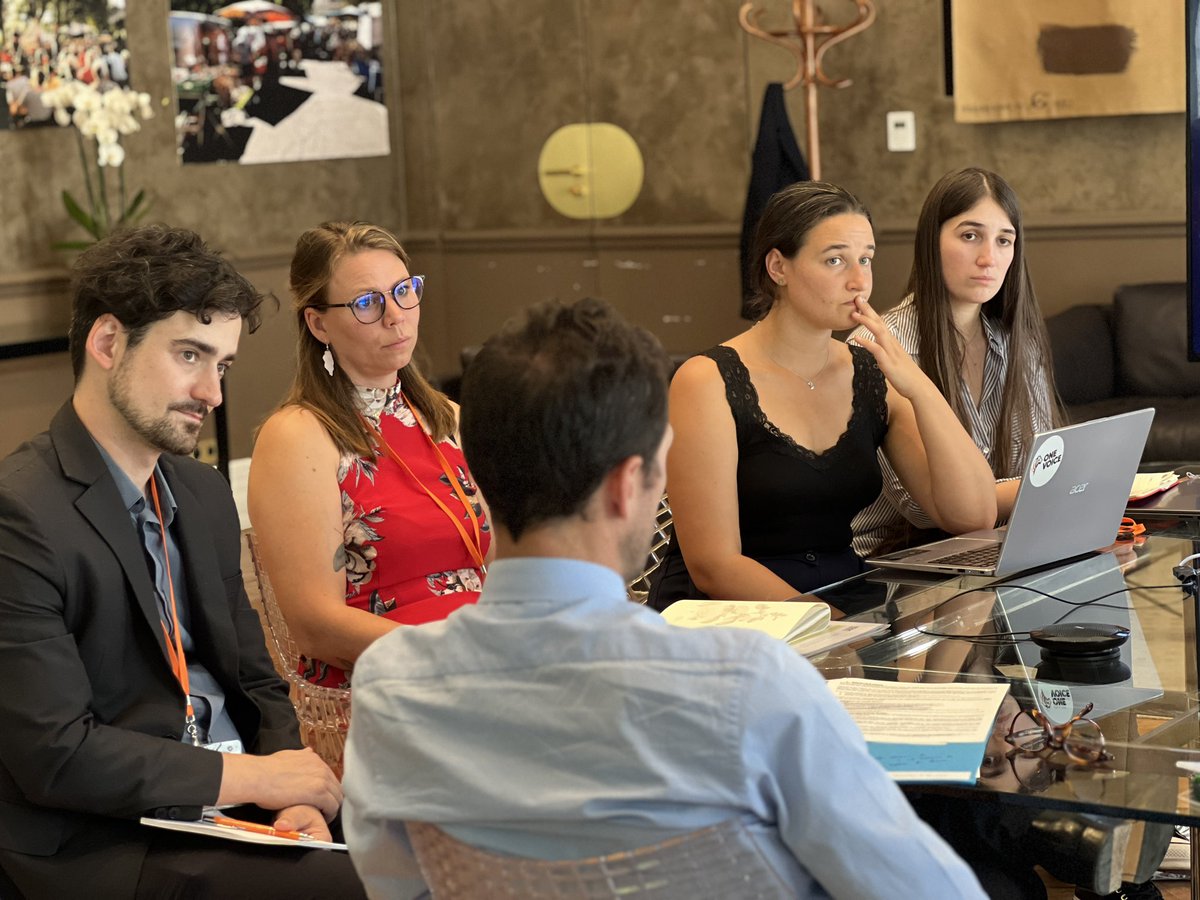 MathieuMlefevre's tweet photo. Réunion de travail avec les ONG et associations engagées pour la protection de la faune sauvage captive.
 
La loi de 2021 visant à lutter contre la maltraitance animale reste notre boussole : consolidation juridique, renforcement des contrôles et soutien aux refuges. 

Nous poursuivons le travail en concertation.