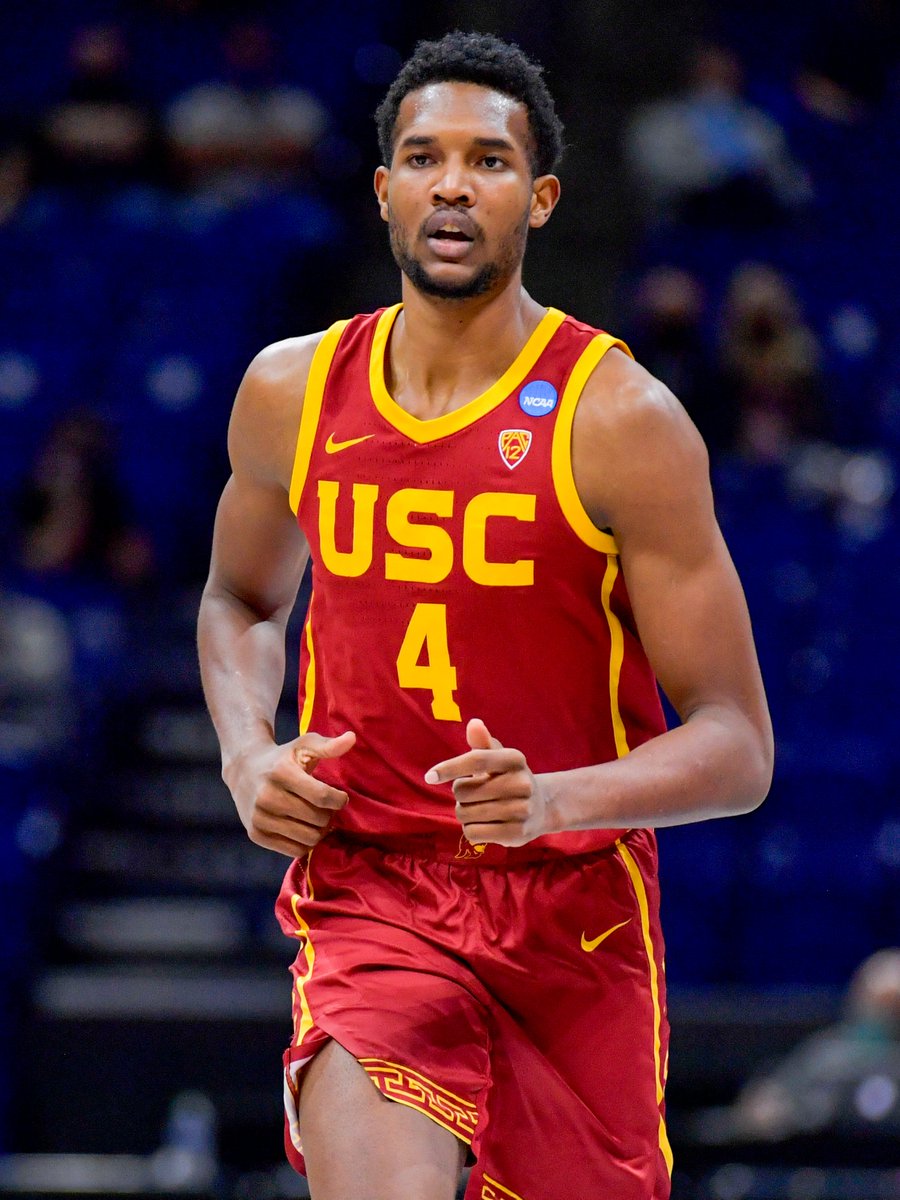 USC_Hoops's tweet photo. .@BleacherReport named @evanmobley to their list of the @NBA's 99 Best Defenders of all time! https://t.co/OnmrzQYlNI