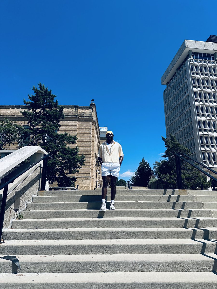 michael_imossan's tweet photo. In conversation with Isaiah Adepoju on 20.35 Africa, we went behind the scenes of my chapbook, The Smell of Absence (Akashic Books, 2025) and my full-length collection, All That Refuses to Die (University of Nebraska Press, 2026).

You can read the full interview here👇🏾 https://t.co/LBlcBeOQXu