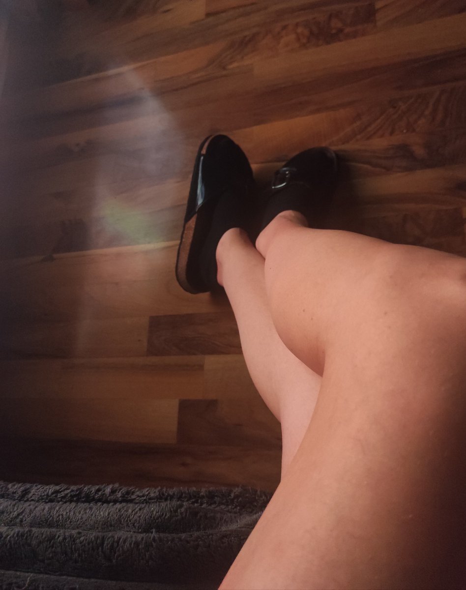Kate48821472083's tweet photo. Amazon Wunschliste in der Bio!

#findom #göttin #geldherrin #herrin #zahlsklave #geldsklave #sklave #geldsklave https://t.co/kDuyTJmIr5