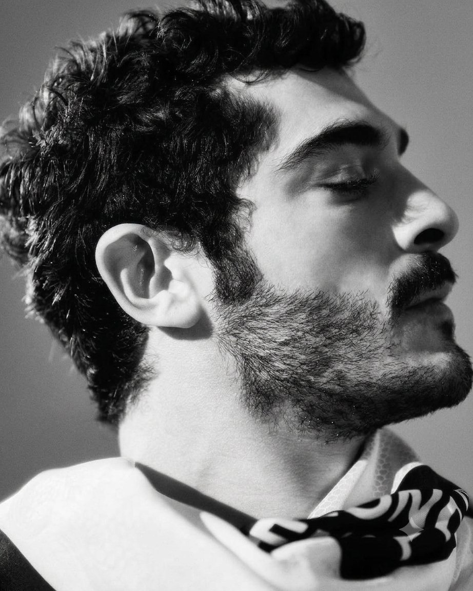 sunnnnshineeeeu's tweet photo. Ah, Bu fotoğrafa bayılıyorum 🫠
#BurakDeniz ⚡ https://t.co/MCcuMyCnt7