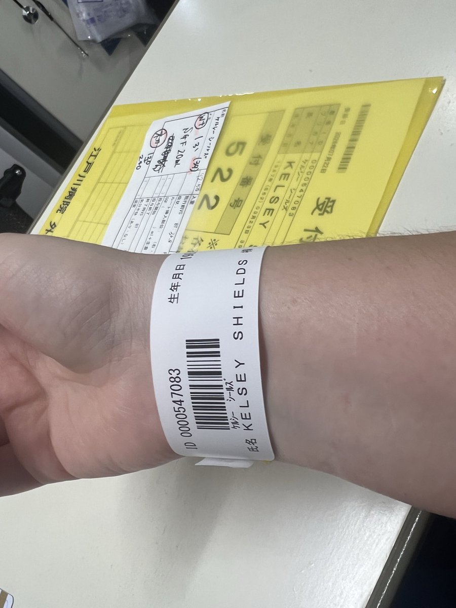 kelseyshields08's tweet photo. 1st SGF treatment done ✅ So grateful to have @AprilWW911LC  & @DomnichBarry by my side through all this! I haven’t been super active on here because I’m absolutely exhausted and sleeping a lot as I try to recover from travel and acclimate to new country but wanted to give a quick update. Love you all and thank you so much for your support!