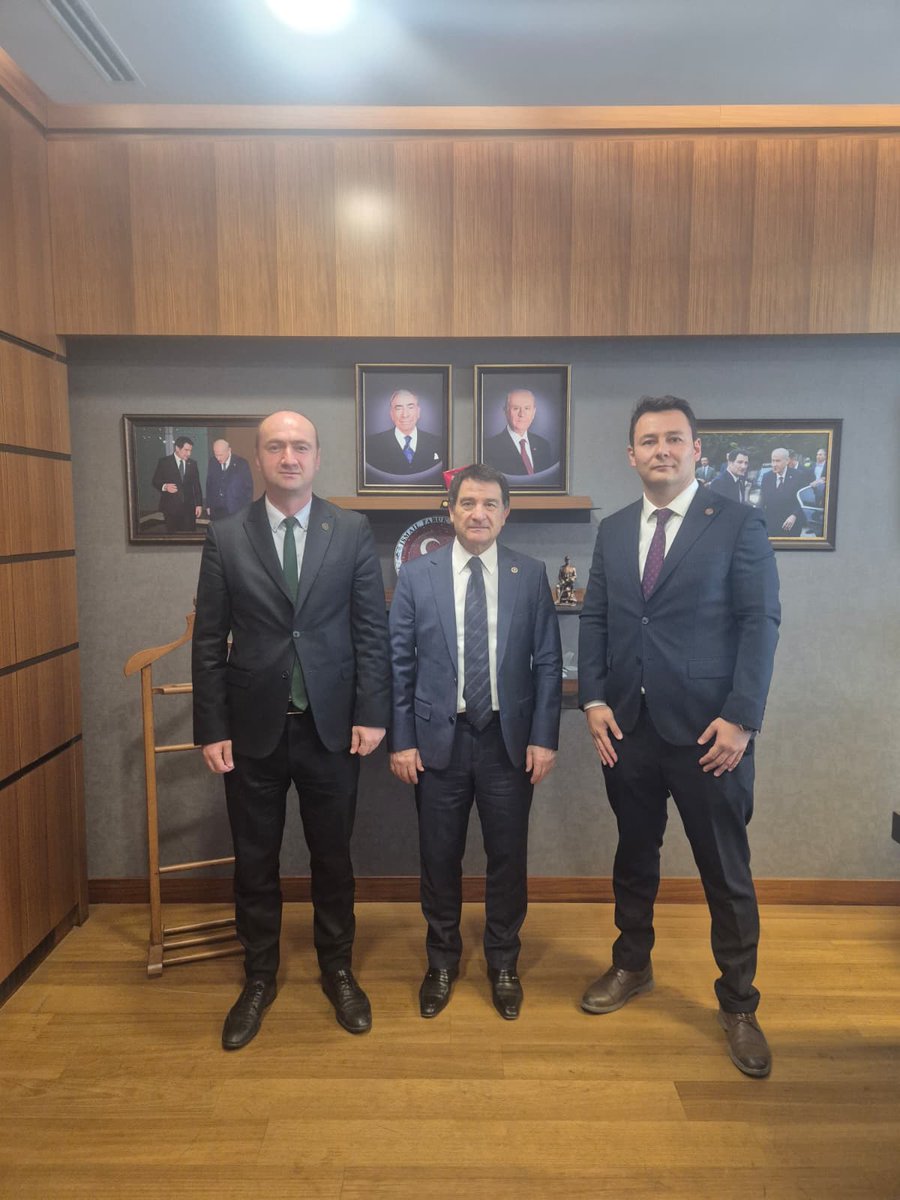 ismufder's tweet photo. İş Müfettişleri Derneği olarak, üyesi bulunduğumuz Kamu Denetim Dernekleri Platformu tarafından Kamu Uzmanları Platformu ile birlikte 28. Dönem İstanbul Milletvekili Sayın İsmail Faruk AKSU'ya gerçekleştirilen ziyarette yer alarak meslek mensuplarımızın sorunlarına ilişkin gerçekleştirilen görüşmelere katılım sağladık.

Nazik kabulleri ile meslek mensuplarımızın sorunlarına göstermiş olduğu hassasiyet ve destekleri için Sayın Vekilimize teşekkür ederiz.
@ifarukaksu