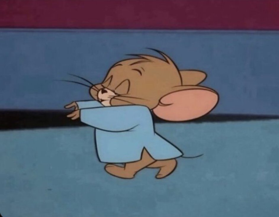 Binance_intern's tweet photo. Me going to the bathroom at 3AM without opening my eyes so I don't lose sleep https://t.co/SpMzo8i3Ng