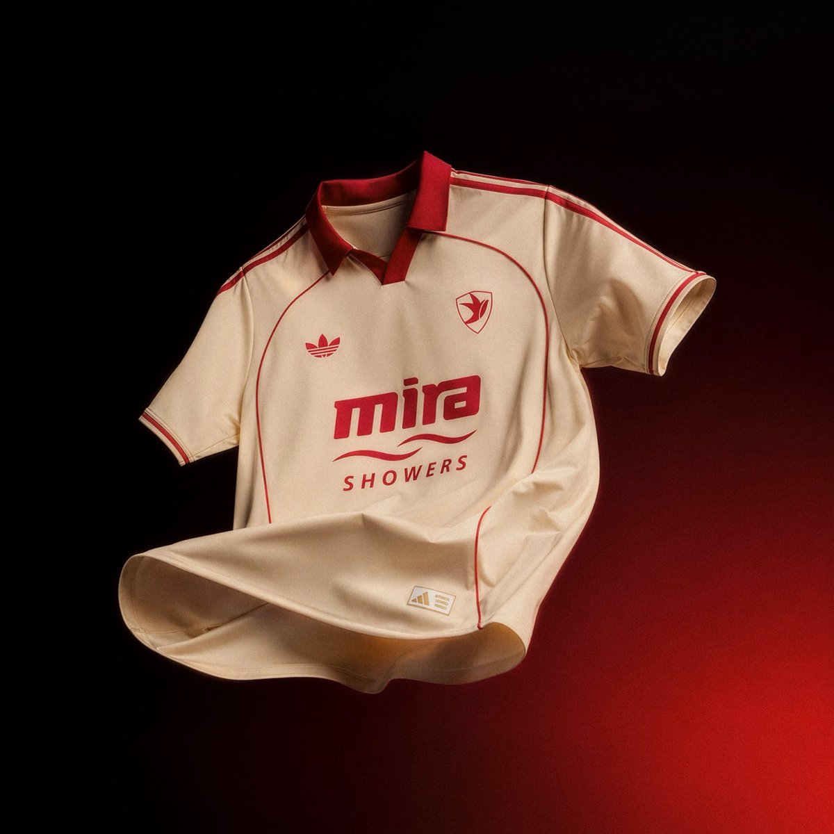 continuousfocus's tweet photo. CTFC x Adidas Trefoil Away Concept https://t.co/UX2s8cSPA1