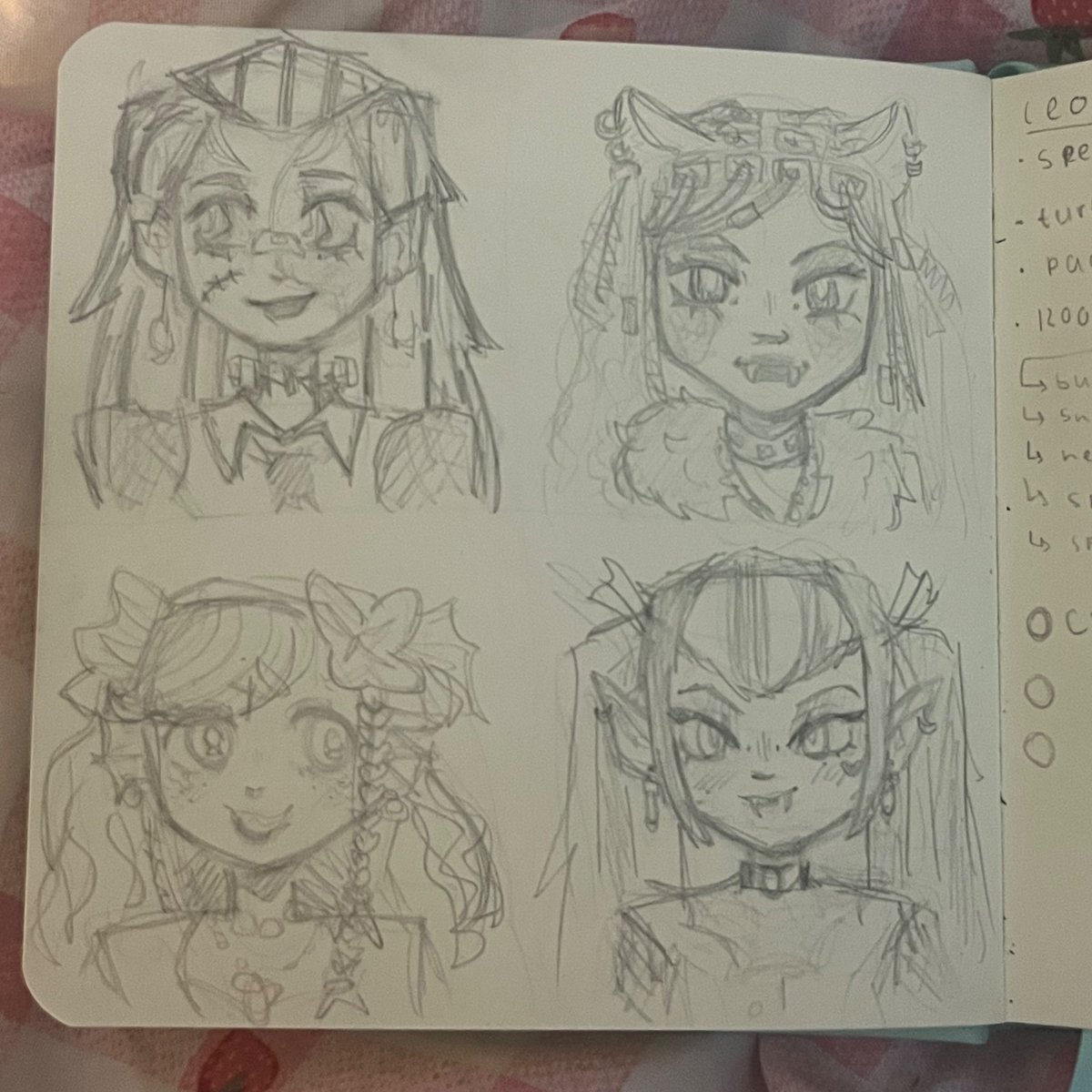 mikkicrunch's tweet photo. working on some stuff, got my first 4 rough sketches done
#monsterhigh #draculaura https://t.co/LCCZgx9z27