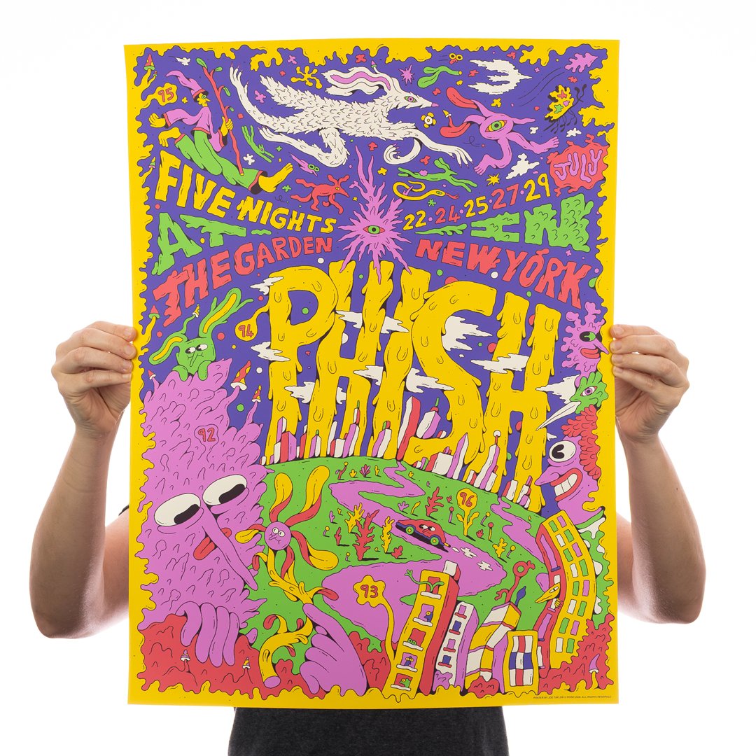 phishdrygoods's tweet photo. We're so excited for Five Nights at Madison Square Garden. Fittingly, we will have five different LE prints available for the run! Here is our second official New York, NY LE poster by Joe Taylor. 18”x24” screenprint, numbered. Main Edition of 993. Printed by @thehalfandhalf. Purchase info below.

Our early Dry Goods poster + merch stand will open at Chase Square (at 32nd + 7th) all 5 show days from 2PM-5PM. Most posters will be available at this location early, versus inside. We'll have all five available each show day. A very limited number of posters will be available inside the venue at doors alongside all merch. Reminder: abusive and bullying comments will not be tolerated at Dry Goods. Humans create these posters and humans are reading these comments.