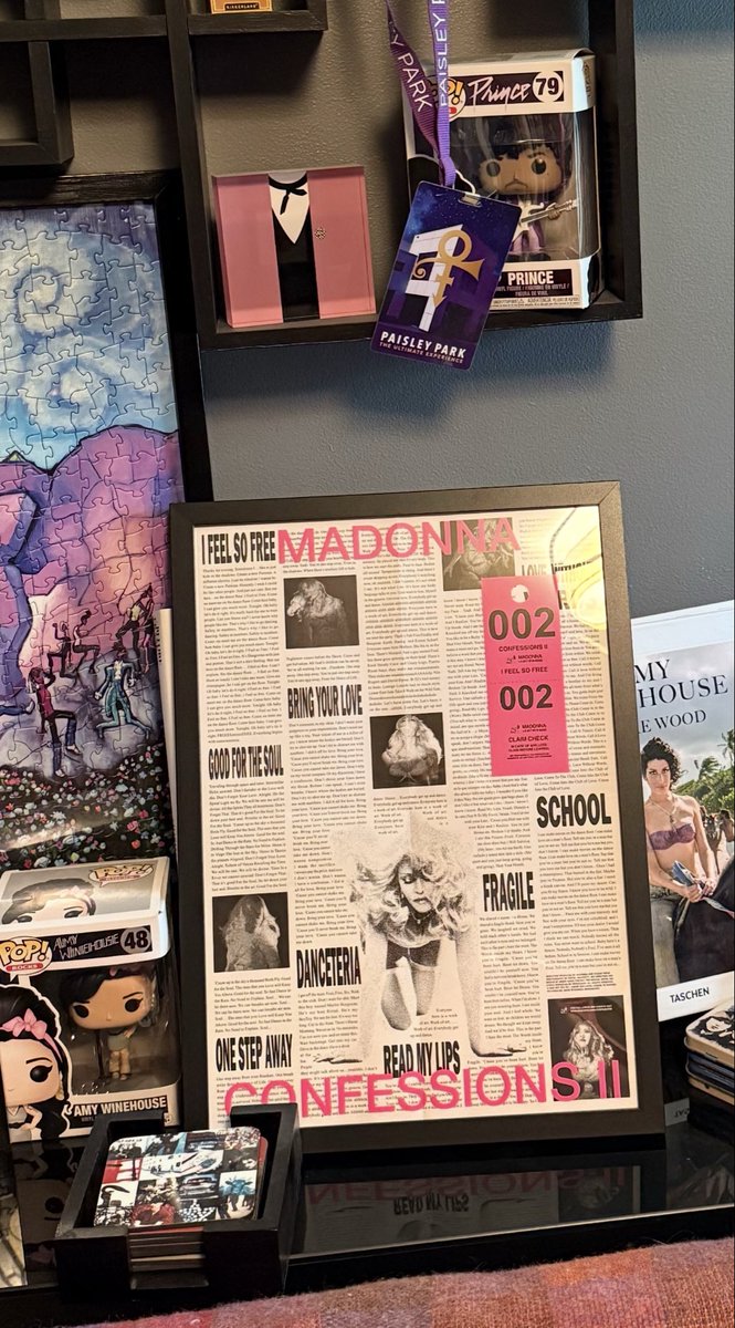urglegrue's tweet photo. @madonnaHQ I framed mine. L🩷VE it!! https://t.co/QOdrgbLo5f