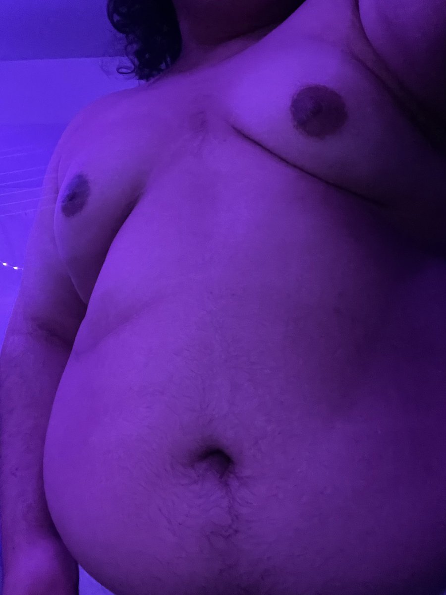 3a3a_Yaga's tweet photo. Hello Chat my name is Franky ;3

💿He/Him

💿22 years old :0

💿Pansexual 

💿A chubby guy 

💿DMs open but I’m very picky with who I choose to respond too

💿Like and Retweet for possible moots :) https://t.co/mQ86x7hm8C