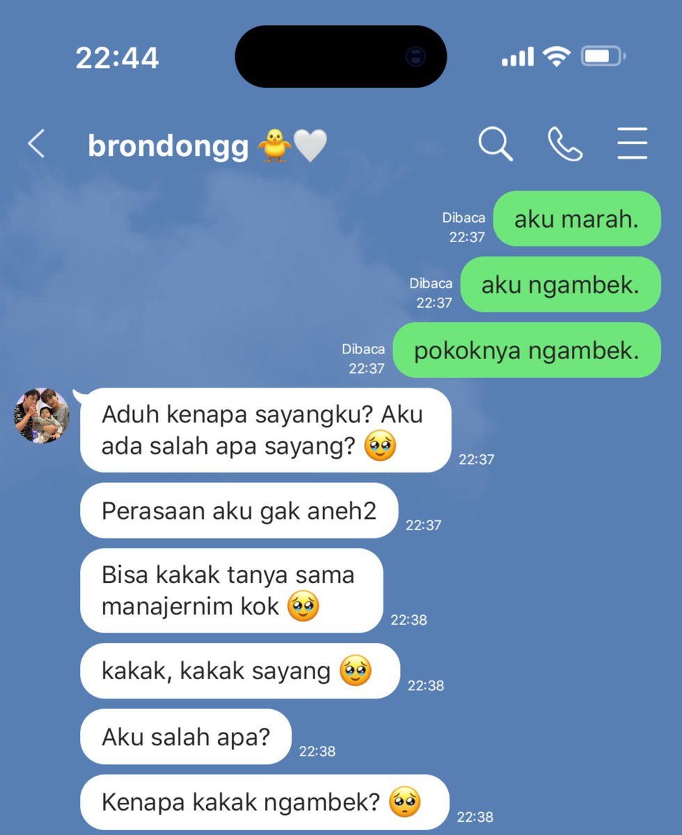 pcrsehunie's tweet photo. SeKai one tweet AU
Pokoknya jongin marah π‘
#sekai #hunkai https://t.co/CJ9QLpiWhe